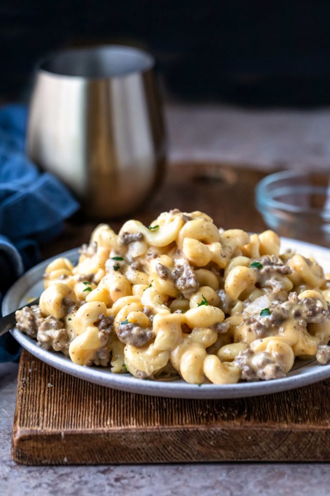 Instant Pot Cheeseburger Mac on a blue stoneware plate